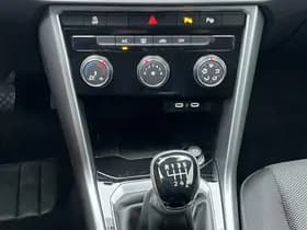 Volkswagen T-Roc 1.0 TSI Life thumbnail 54