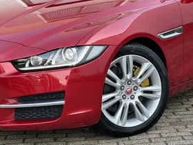 Jaguar XE 2.0 Portfolio thumbnail 14