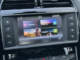 Jaguar XE 2.0 Portfolio thumbnail 17