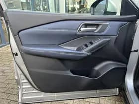 Nissan QASHQAI 1.3 MHEV Xtronic Business Premium thumbnail 15