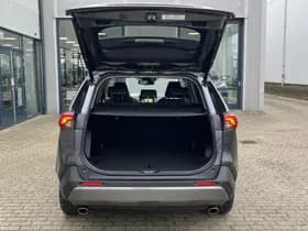Toyota RAV4 2.5 Hybrid AWD Style thumbnail 20