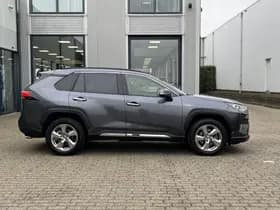 Toyota RAV4 2.5 Hybrid AWD Style thumbnail 3