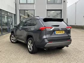 Toyota RAV4 2.5 Hybrid AWD Style thumbnail 32