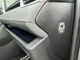 Toyota RAV4 2.5 Hybrid AWD Style thumbnail 79