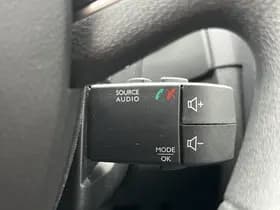 Renault Clio 0.9 TCe Zen thumbnail 49