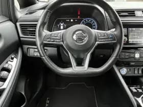 Nissan Leaf Tekna 40 kWh thumbnail 32