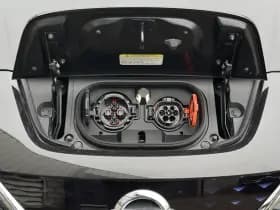 Nissan Leaf Tekna 40 kWh thumbnail 41