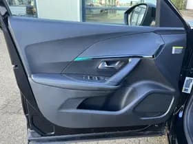 Peugeot 2008 1.2 PureTech Allure Pack thumbnail 13