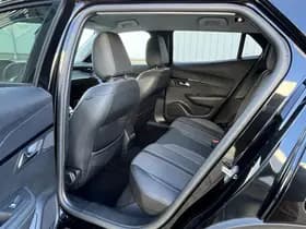 Peugeot 2008 1.2 PureTech Allure Pack thumbnail 19