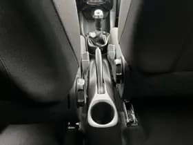 Peugeot 108 1.0 e-VTi Allure thumbnail 26