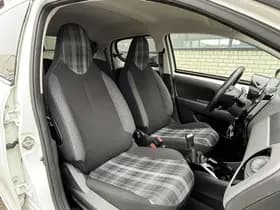 Peugeot 108 1.0 e-VTi Allure thumbnail 29