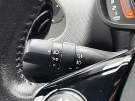 Peugeot 108 1.0 e-VTi Allure thumbnail 43