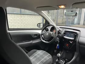Peugeot 108 1.0 e-VTi Allure thumbnail 61