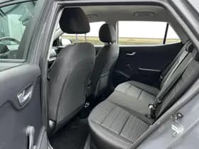 Kia Stonic 1.0 T-GDi MHEV DynamicLine thumbnail 15