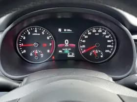 Kia Stonic 1.0 T-GDi MHEV DynamicLine thumbnail 5