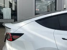 Tesla Model Y Performance AWD 75 kWh thumbnail 40