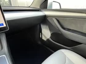 Tesla Model Y Performance AWD 75 kWh thumbnail 60