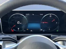 Mercedes-Benz GLB 200 Business Solution Luxury thumbnail 84