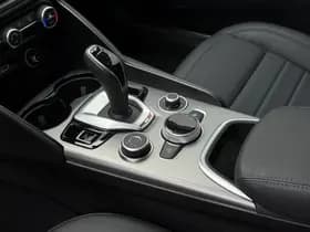Alfa Romeo Giulia 2.0T Sprint thumbnail 20