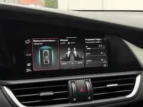 Alfa Romeo Giulia 2.0T Sprint thumbnail 29