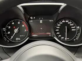 Alfa Romeo Giulia 2.0T Sprint thumbnail 4