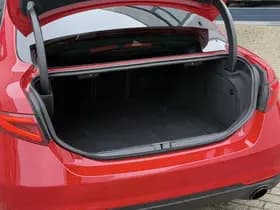 Alfa Romeo Giulia 2.0T Sprint thumbnail 35