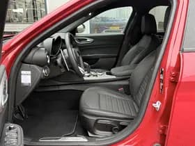 Alfa Romeo Giulia 2.0T Sprint thumbnail 40