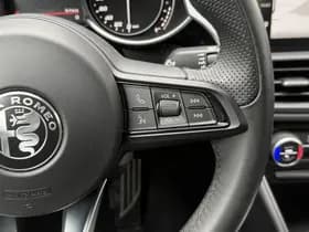 Alfa Romeo Giulia 2.0T Sprint thumbnail 42
