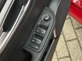 Alfa Romeo Giulia 2.0T Sprint thumbnail 8