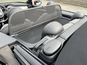 MINI Cabrio 2.0 John Cooper Works Chili thumbnail 24