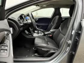 Volvo V40 2.0 T3 Momentum thumbnail 12