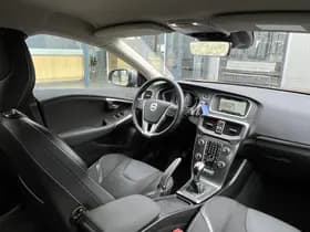 Volvo V40 2.0 T3 Momentum thumbnail 4