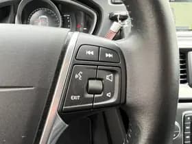 Volvo V40 2.0 T3 Momentum thumbnail 38