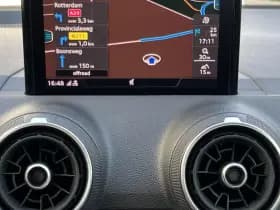 Audi Q2 35 TFSI epic thumbnail 7