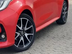 Toyota Yaris 1.5 Hybrid Launch Edition thumbnail 10