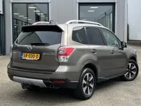 Subaru Forester 2.0 AWD Premium thumbnail 2