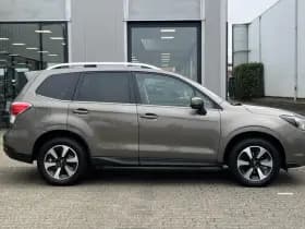 Subaru Forester 2.0 AWD Premium thumbnail 3