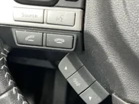 Subaru Forester 2.0 AWD Premium thumbnail 48