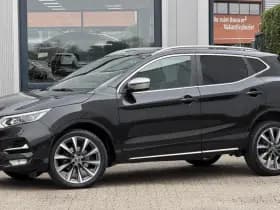 Nissan QASHQAI 1.3 DIG-T Tekna+ Dynamic Pack thumbnail 17