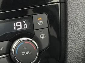 Nissan QASHQAI 1.3 DIG-T Tekna+ Dynamic Pack thumbnail 39