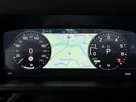 Land Rover Defender 110 2.0 P400e 110 SE thumbnail 4