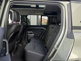 Land Rover Defender 110 2.0 P400e 110 SE thumbnail 54