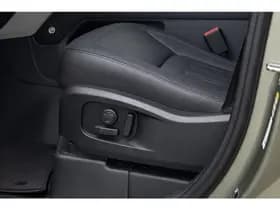 Land Rover Defender 110 2.0 P400e 110 SE thumbnail 10