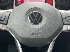 Volkswagen Golf 1.5 TSI Life thumbnail 36