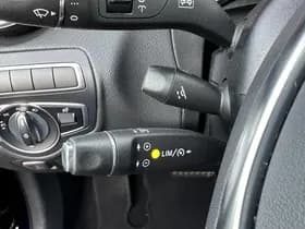 Mercedes-Benz GLC 250 4MATIC AMG Sport Edition Premium Plus thumbnail 5