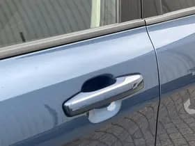 Lynk & Co & Co 01 1.5 thumbnail 47