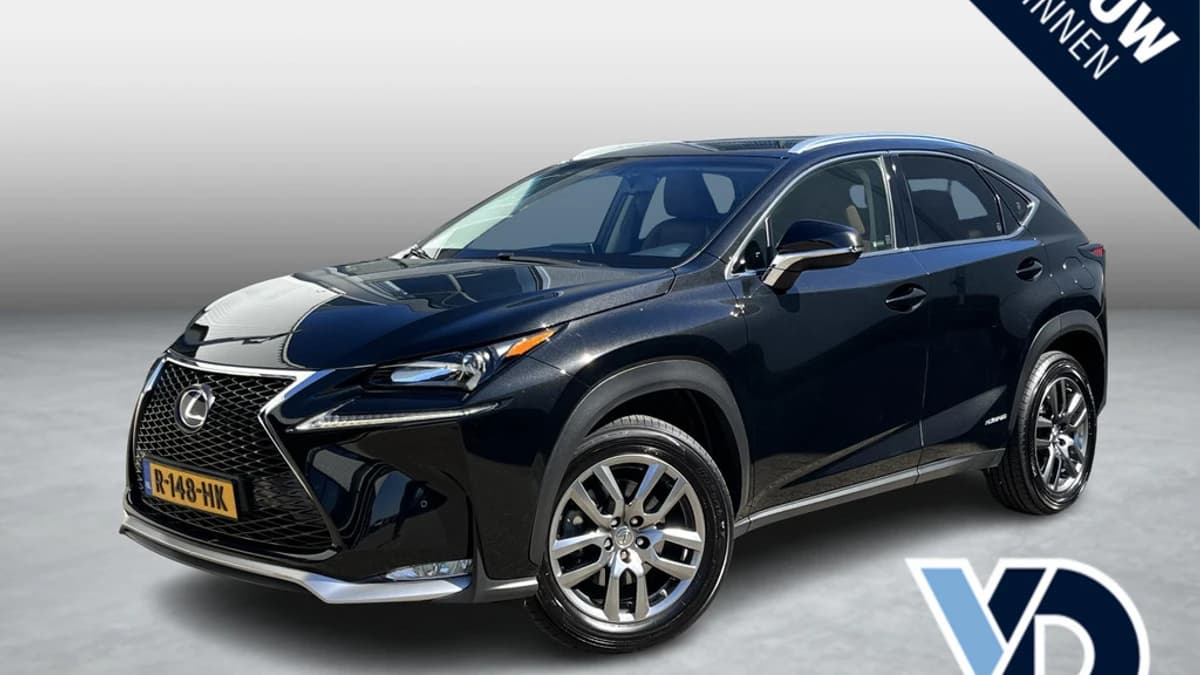 Lexus NX 300h AWD Luxury Line — foto 1