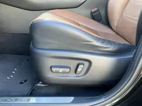 Lexus NX 300h AWD Luxury Line thumbnail 14