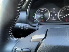 Lexus NX 300h AWD Luxury Line thumbnail 34