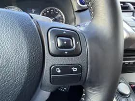 Lexus NX 300h AWD Luxury Line thumbnail 37